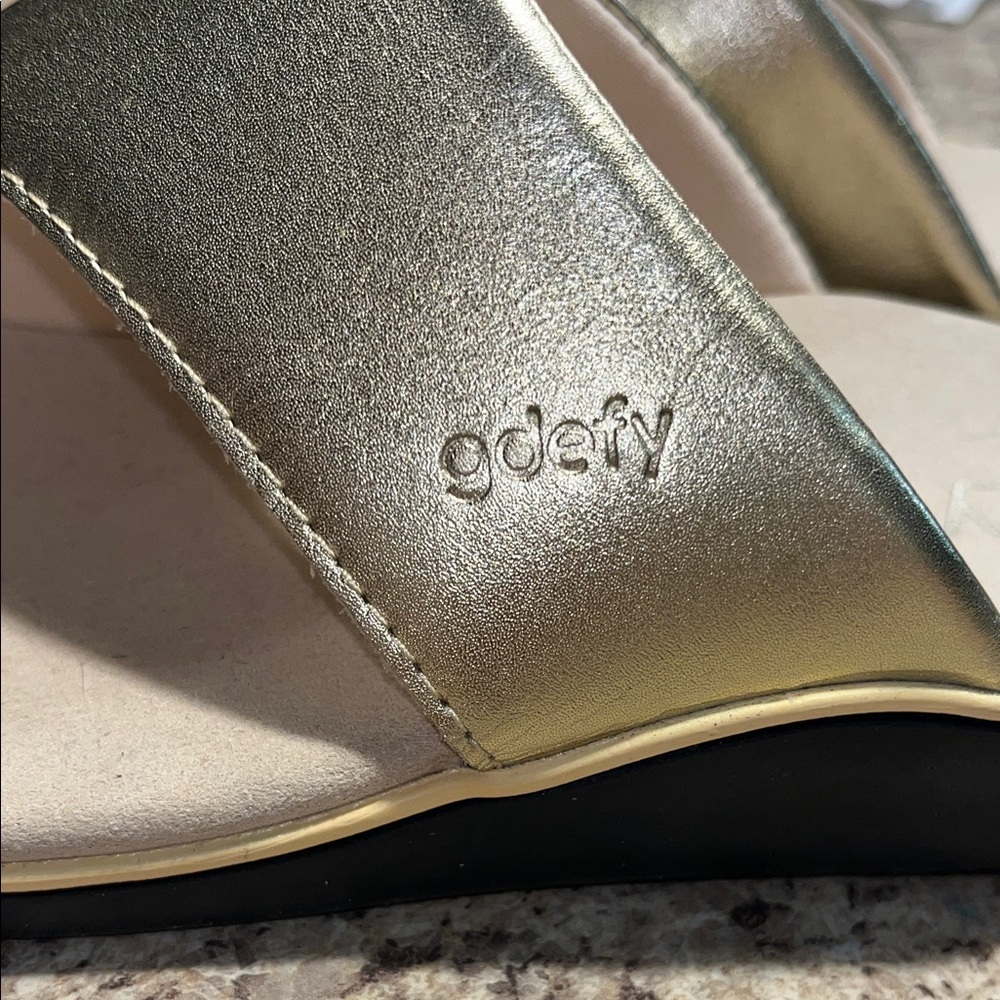 Gdefy Women's Gold Mules - Picture 4 of 7